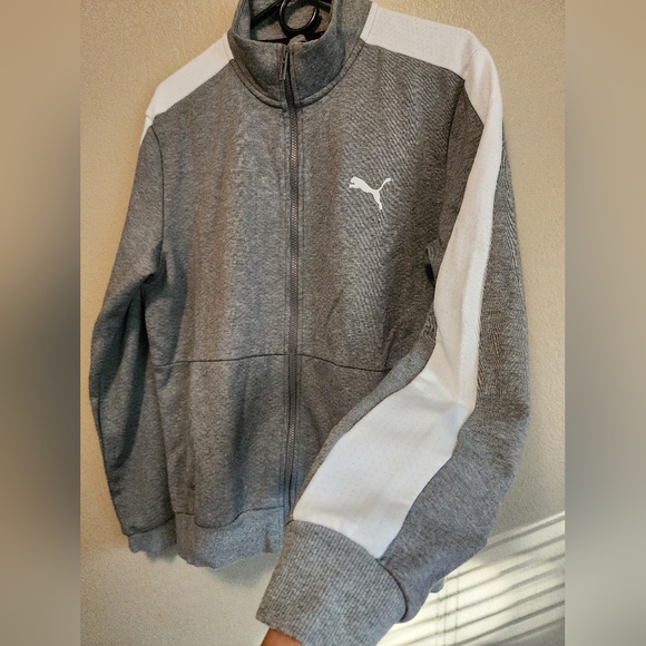 New Puma Full-zip Long-sleeve Activewear Jacket - Picture 3 of 8